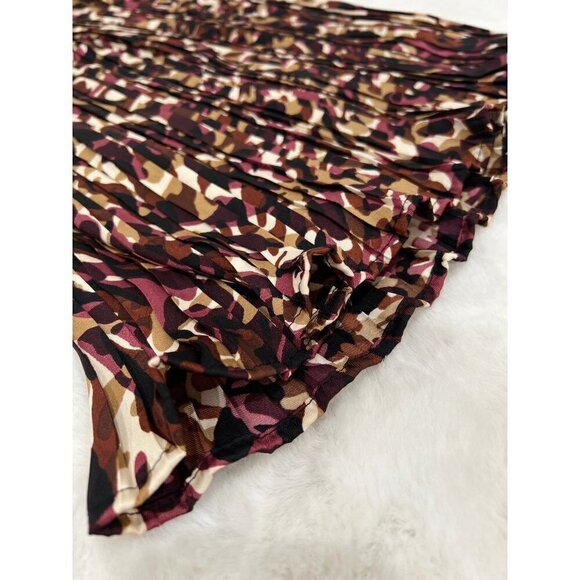 NWD Status by Chenault Size S Pleated Skirt in Wine Camo MSRP $78 - Picture 11 of 11